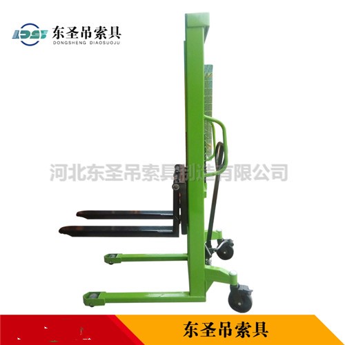 手动液压装卸车产品实拍照片--河北东圣吊索具制造有限公司--手动液压堆高车|手动叉车|石材夹具|小型搅拌机
