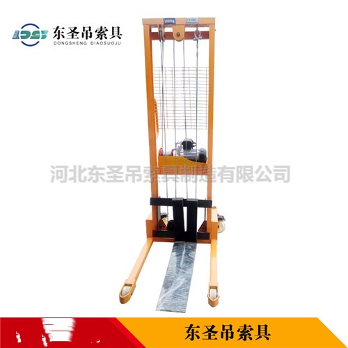 手动液压装卸车产品实拍照片--河北东圣吊索具制造有限公司--手动液压堆高车|手动叉车|石材夹具|小型搅拌机